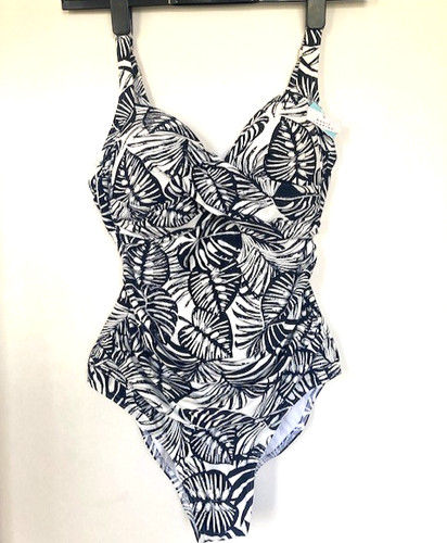 Size black white - -,