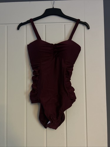 Bnwt lindy bop ruched swimsuit - lindy,