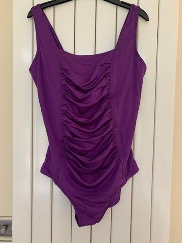 Syrokan one piece - , flattering