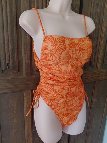 Nwt orange paisley ruched - orange,