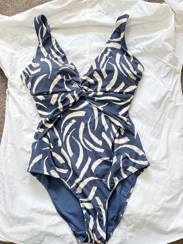 Blue cream abstract - &,